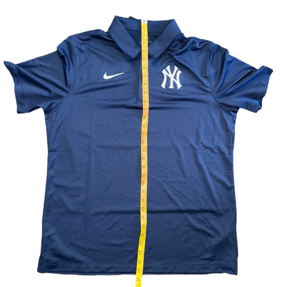 Nike Yankees Navy Blue Polo Shirt - Picture 6 of 9